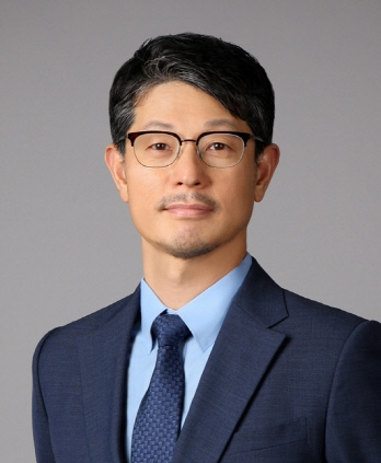 신현대 엑스포럼 대표